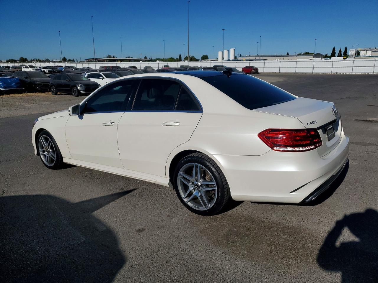 2016 Mercedes-Benz E 400 4Matic - Фото 2
