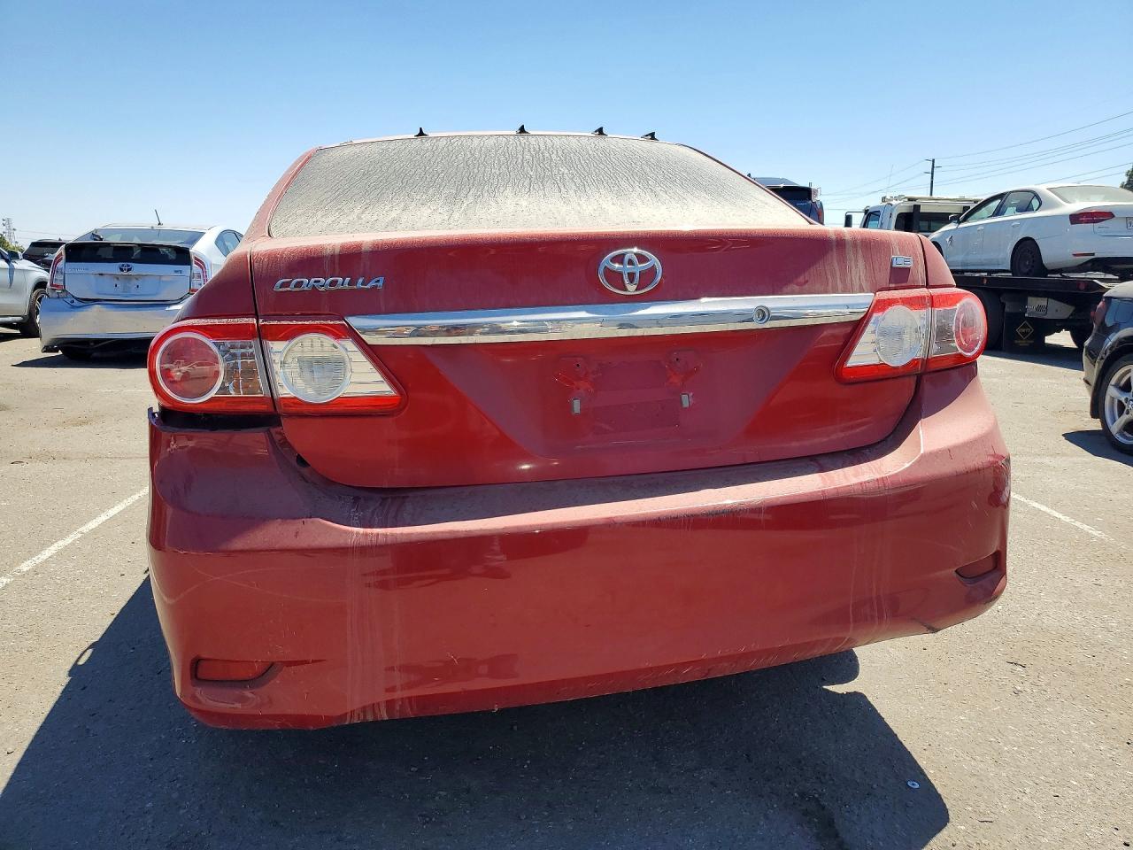 2013 Toyota Corolla Le - Image 6
