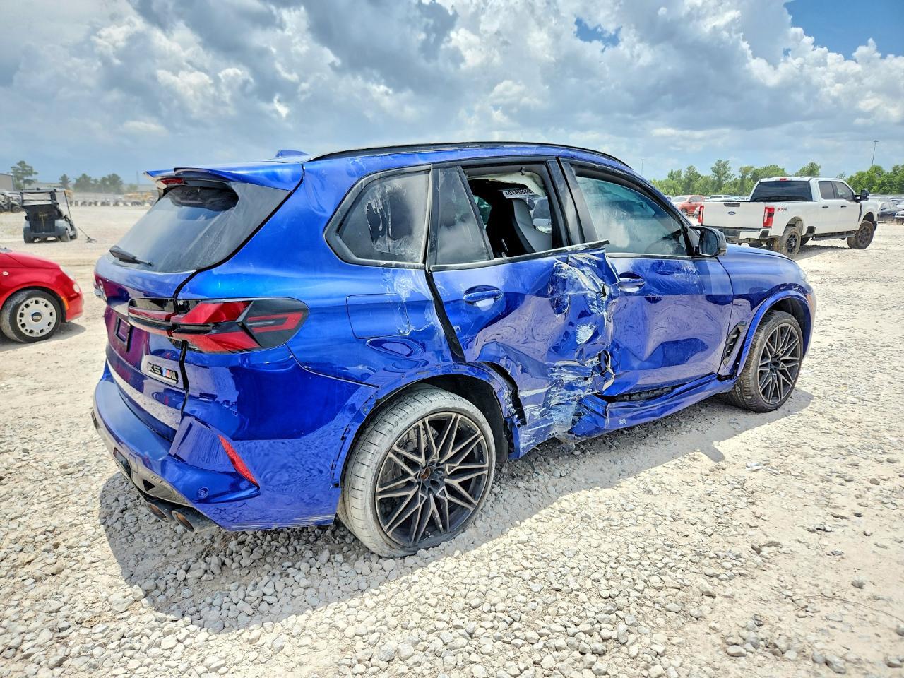 2024 BMW X5 M Competition - Фото 3