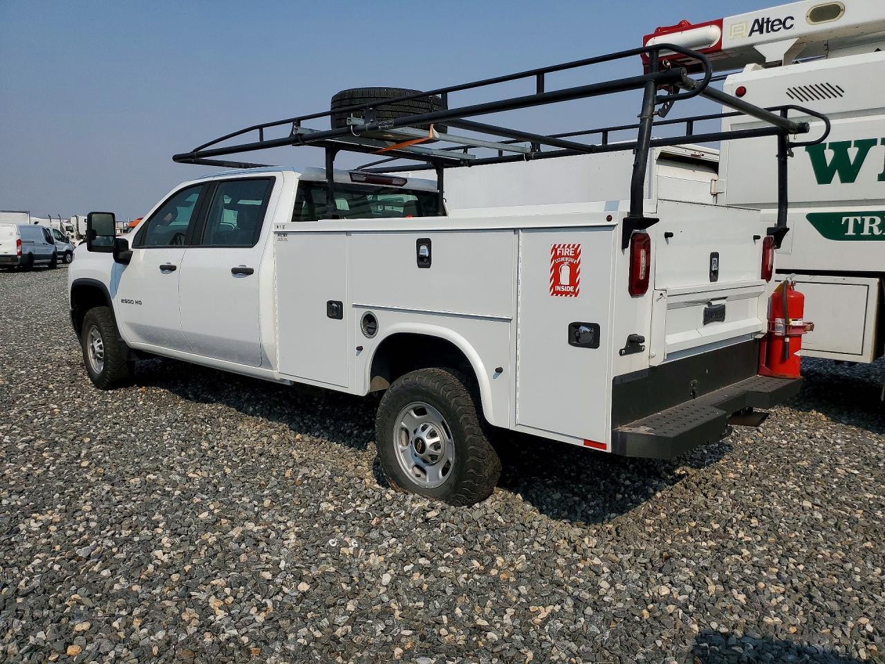 2022 Chevrolet Silverado K2500 Heavy Duty - Фото 2
