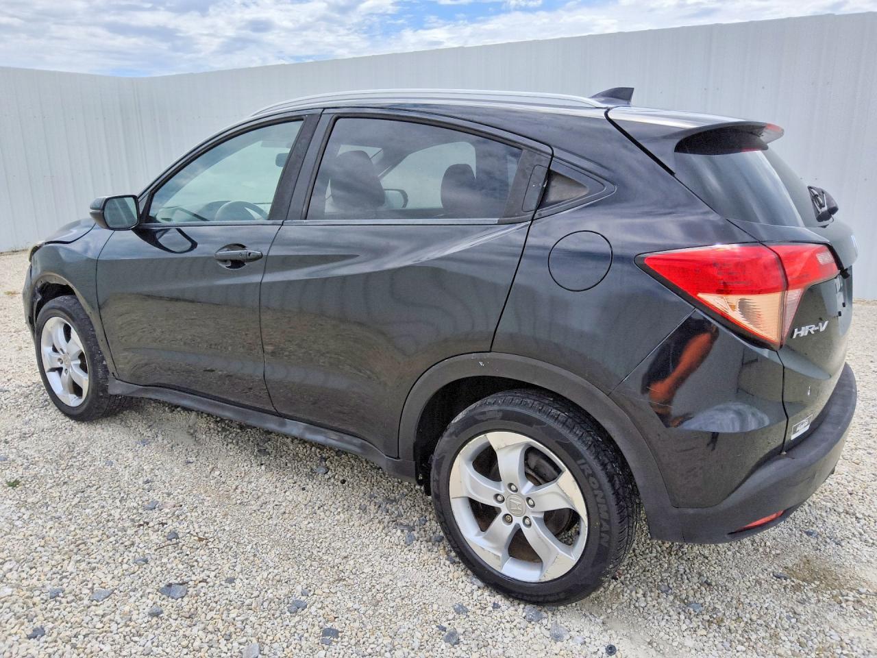 2016 Honda Hr-V - Image 2