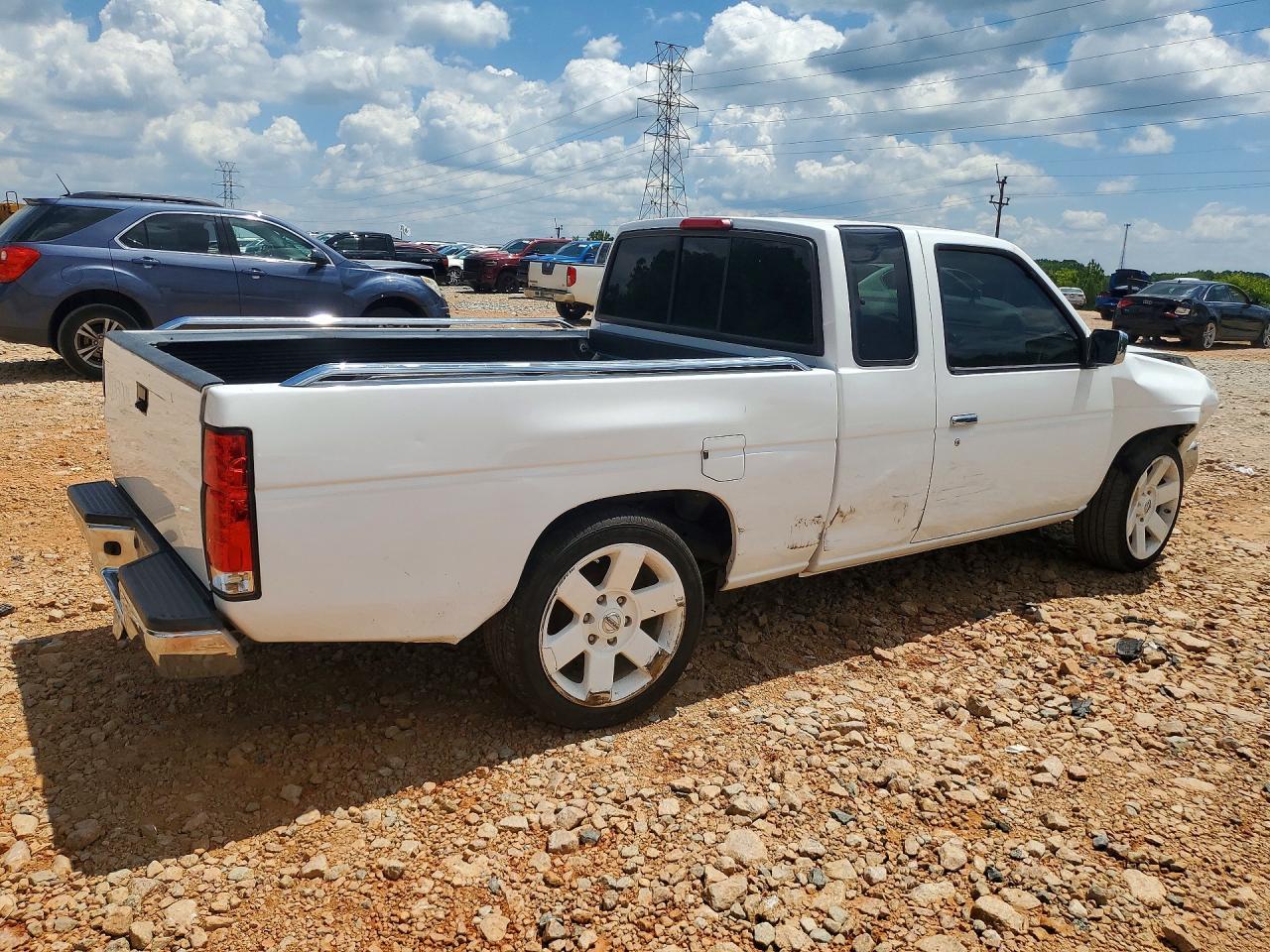 1995 Nissan Truck Xe V6 - Image 3