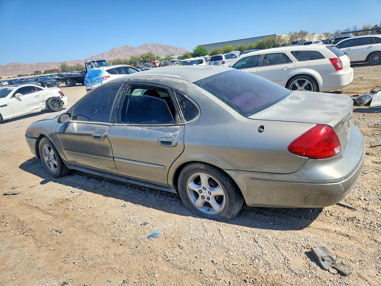 2002 Ford Taurus Se - Фото 2