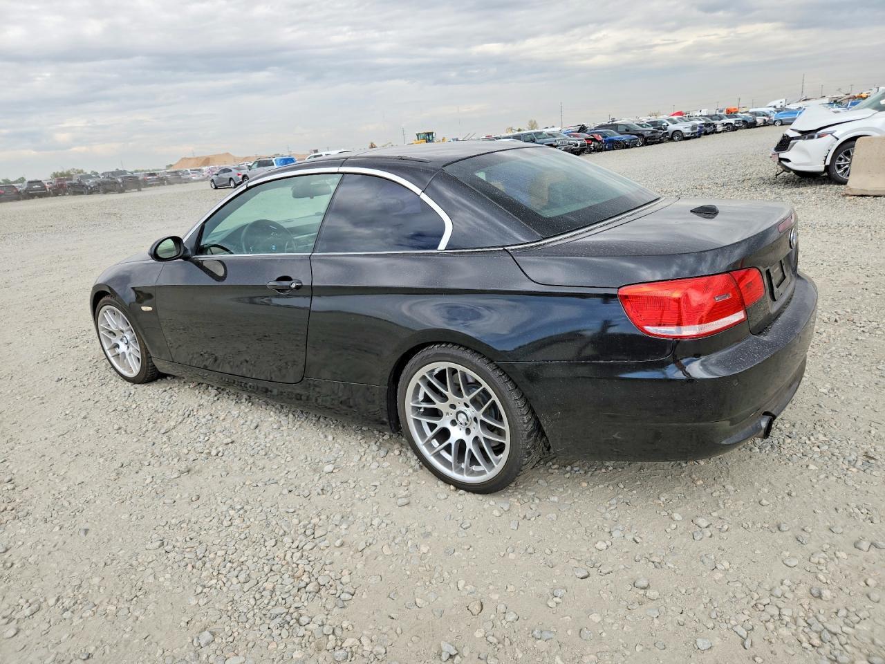 2009 BMW 335 I - Фото 2