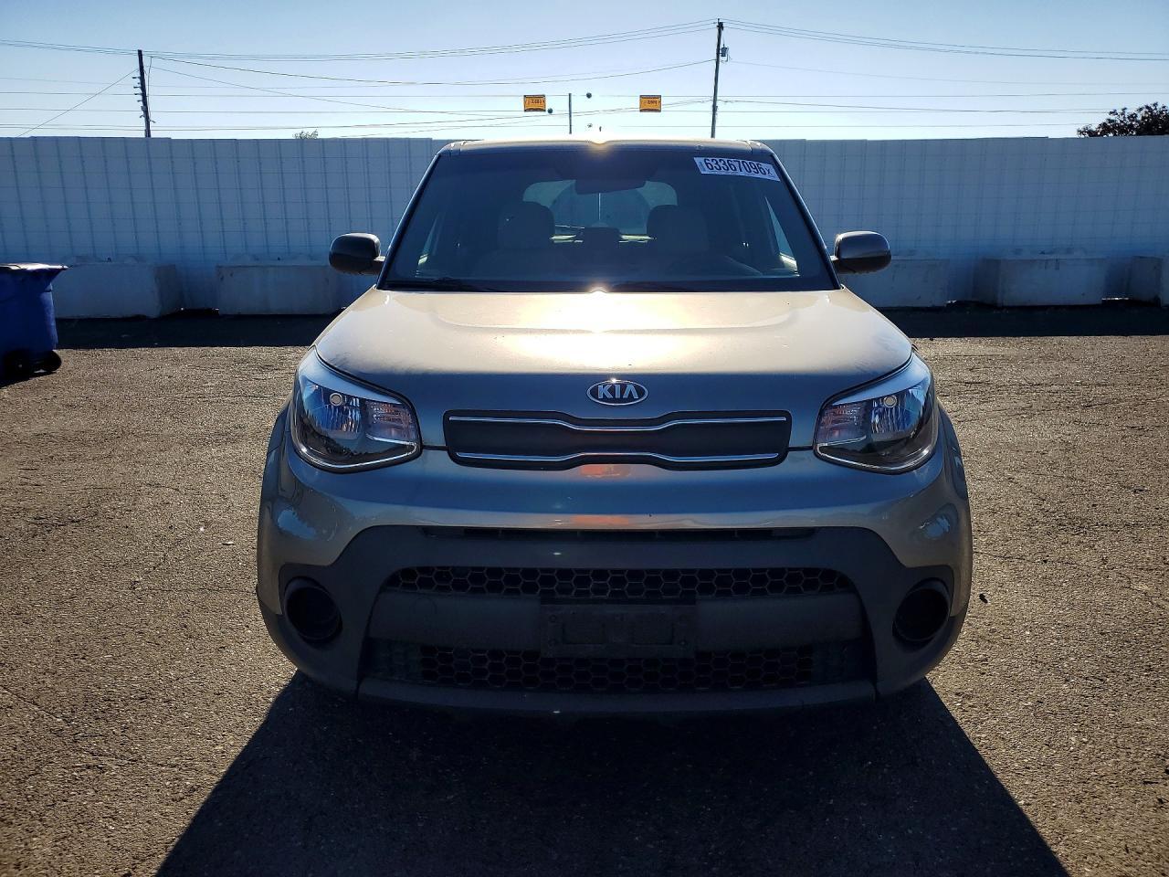 2017 Kia Soul Base - Фото 5