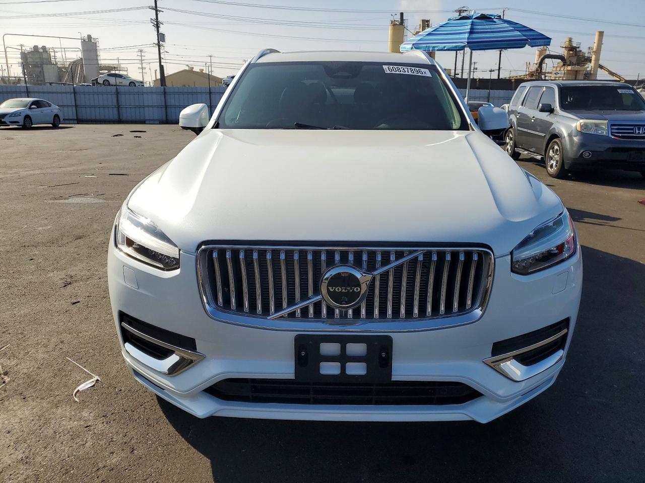2024 Volvo Xc90 T8 Recharge - Image 5