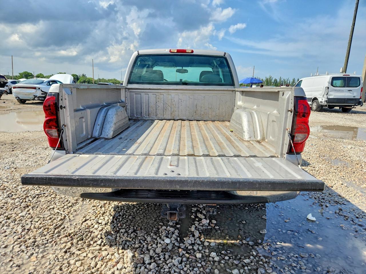 2005 Chevrolet Silverado C1500 - Image 6