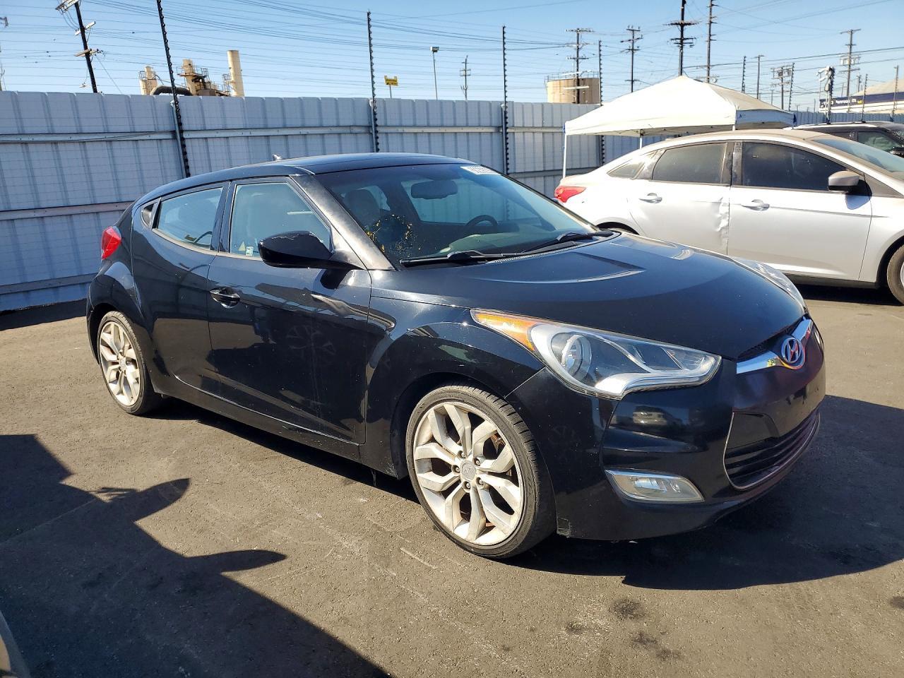 2012 Hyundai Veloster Base - Фото 4