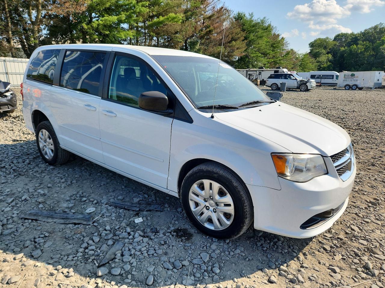 2017 Dodge Grand Caravan Sxt - Image 4