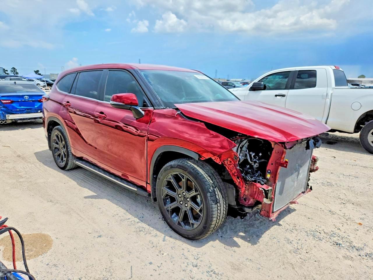 2024 Toyota Highlander Le - Фото 4