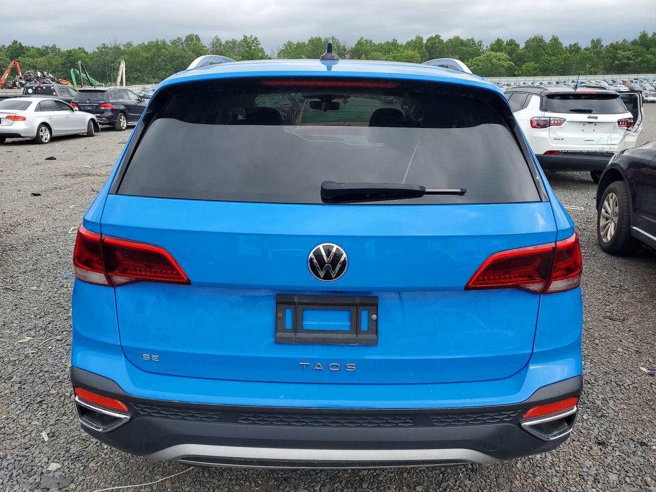 2023 Volkswagen Taos Se - Image 6