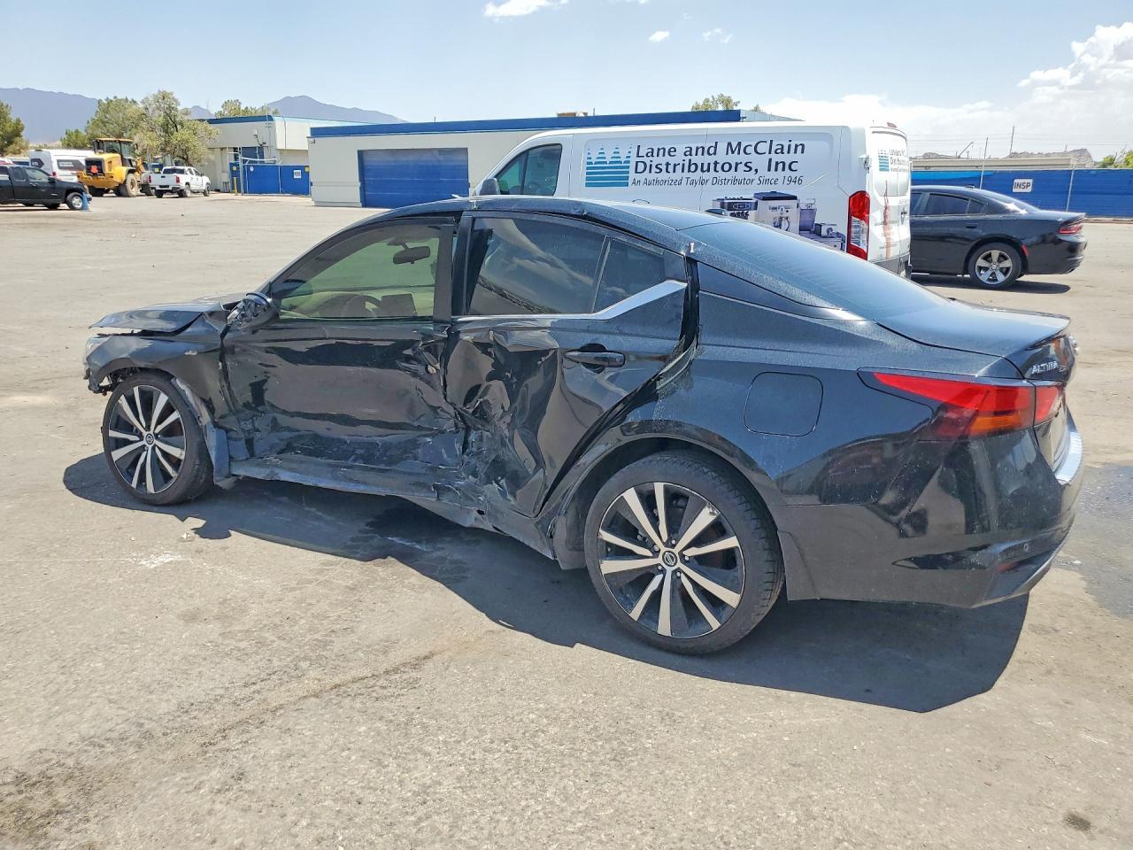 2021 Nissan Altima Sr - Фото 2