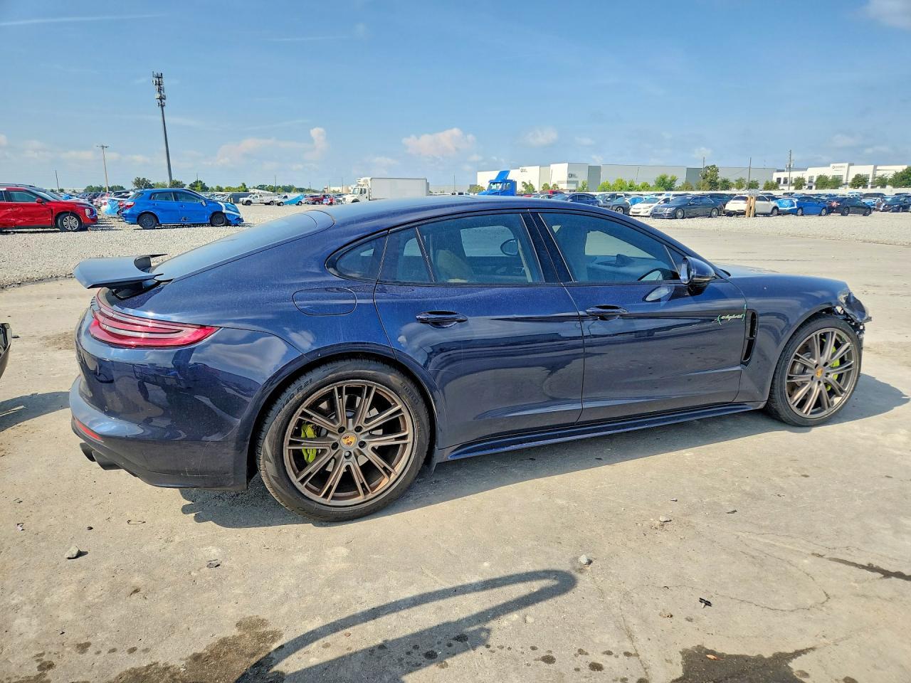 2018 Porsche Panamera 4 E-Hybrid - Image 3
