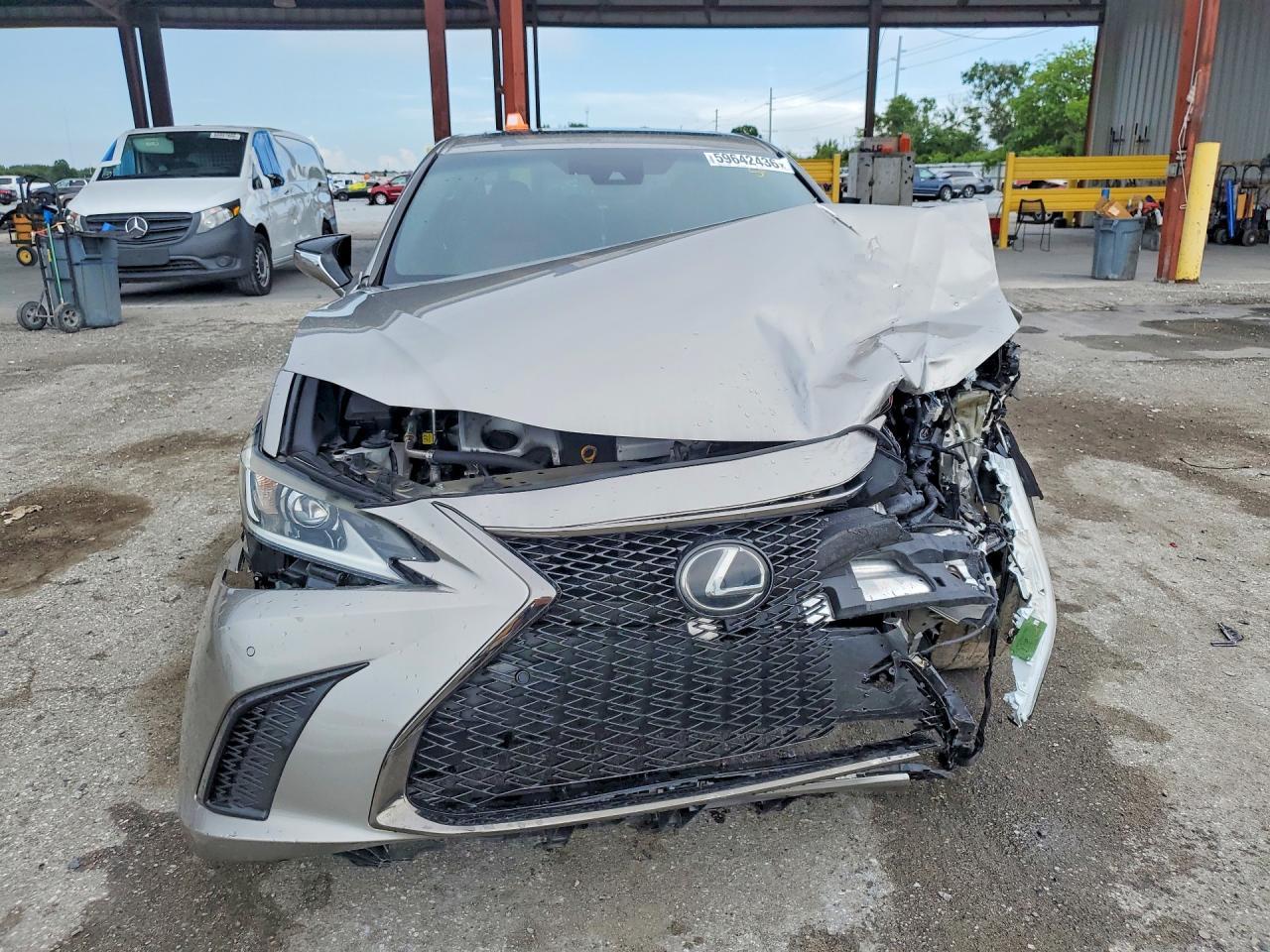 2019 Lexus Es 350 - Image 5