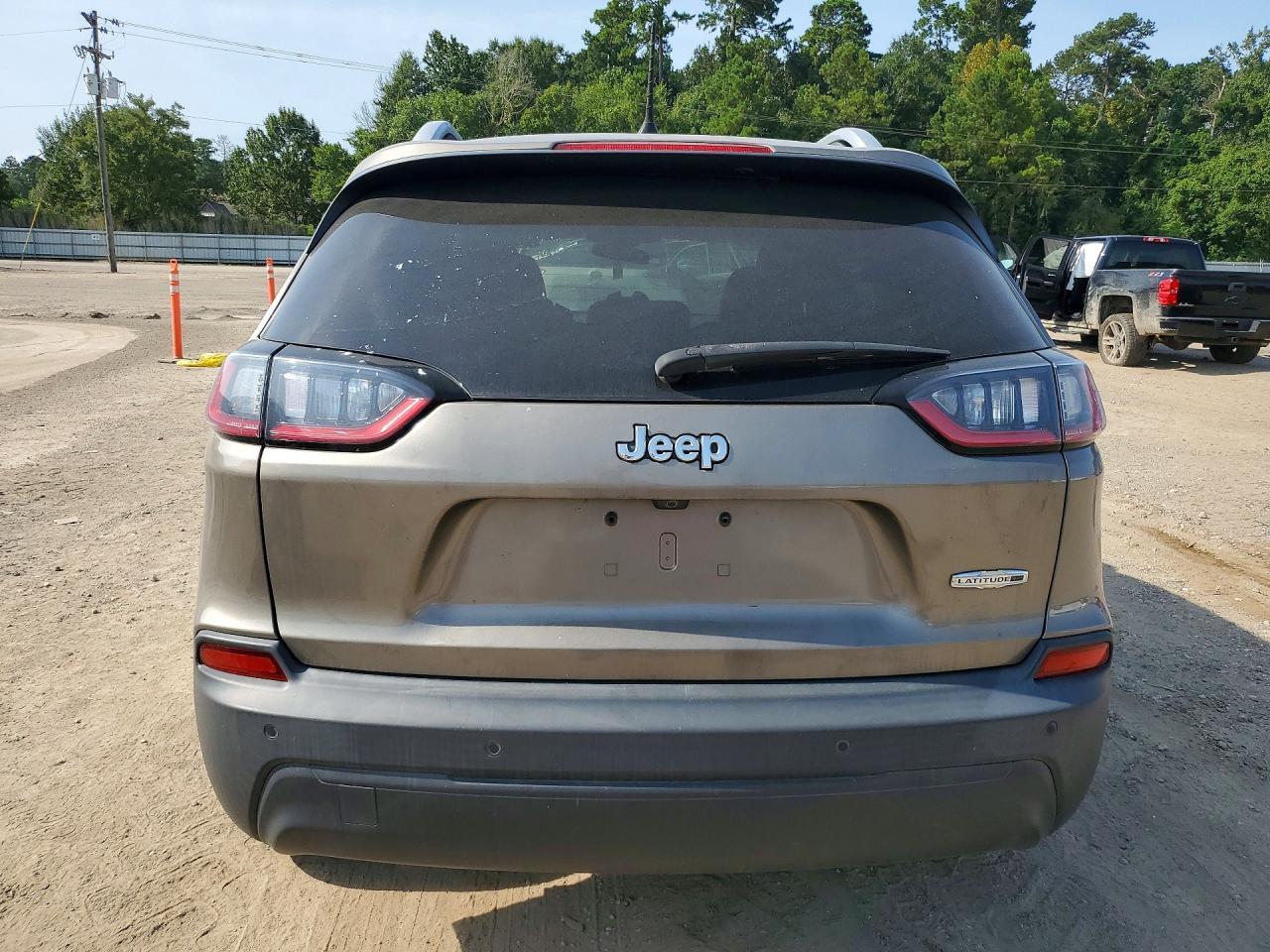 2019 Jeep Cherokee Latitude Plus - Фото 6