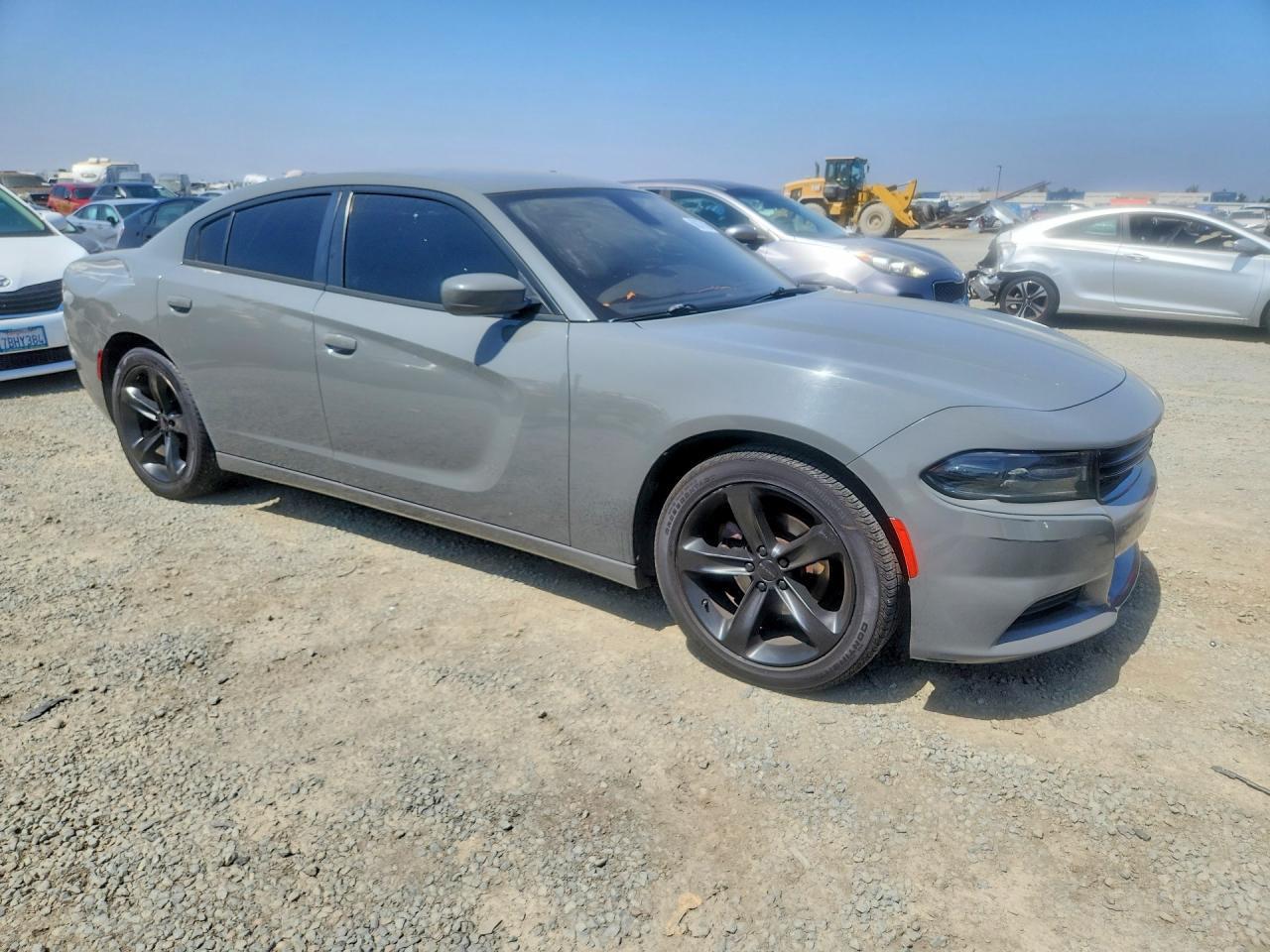 2019 Dodge Charger Sxt - Image 4