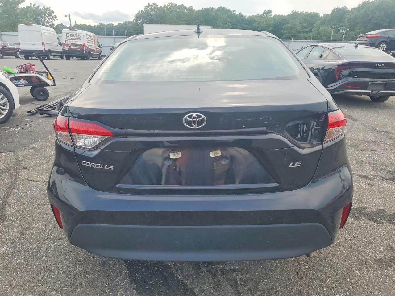 2023 Toyota Corolla Le - Image 6