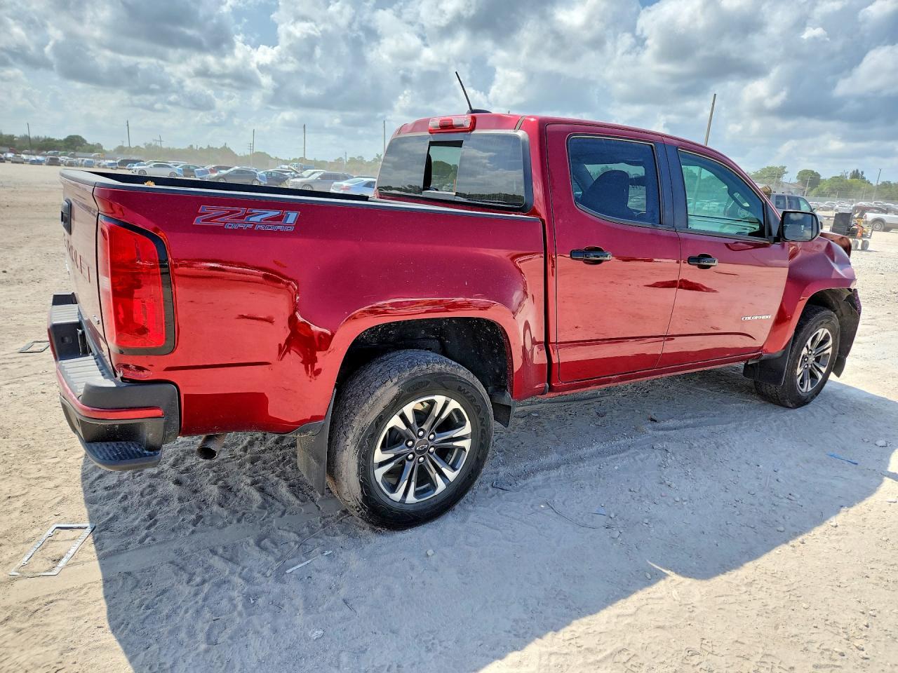 2021 Chevrolet Colorado Z71 - Image 3