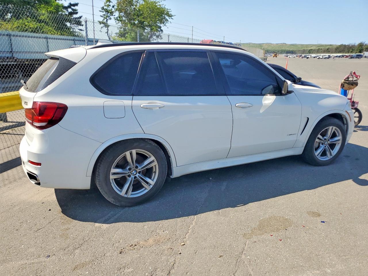 2015 BMW X5 xDrive50I - Фото 3