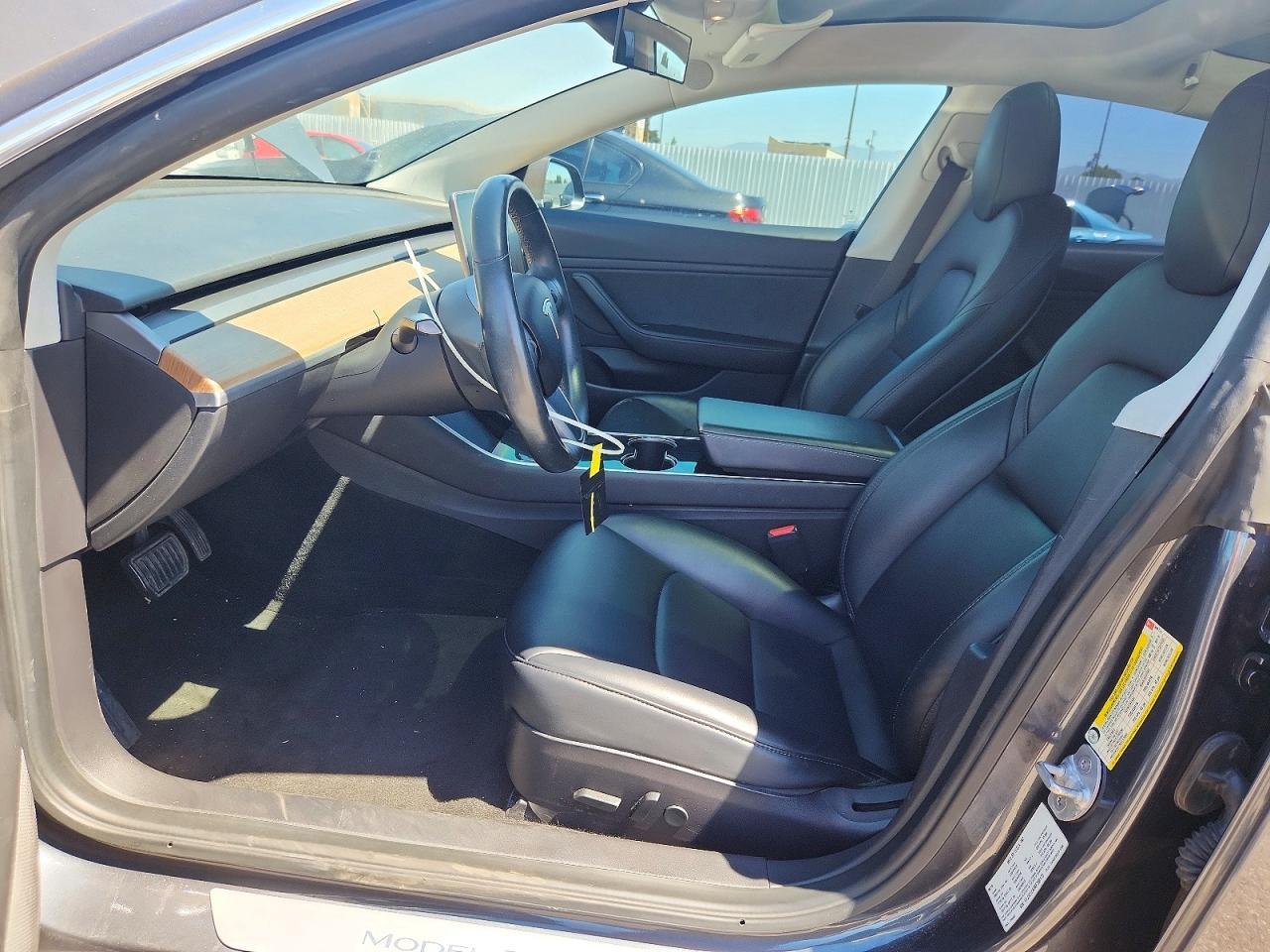 2019 Tesla Model 3 - Image 7