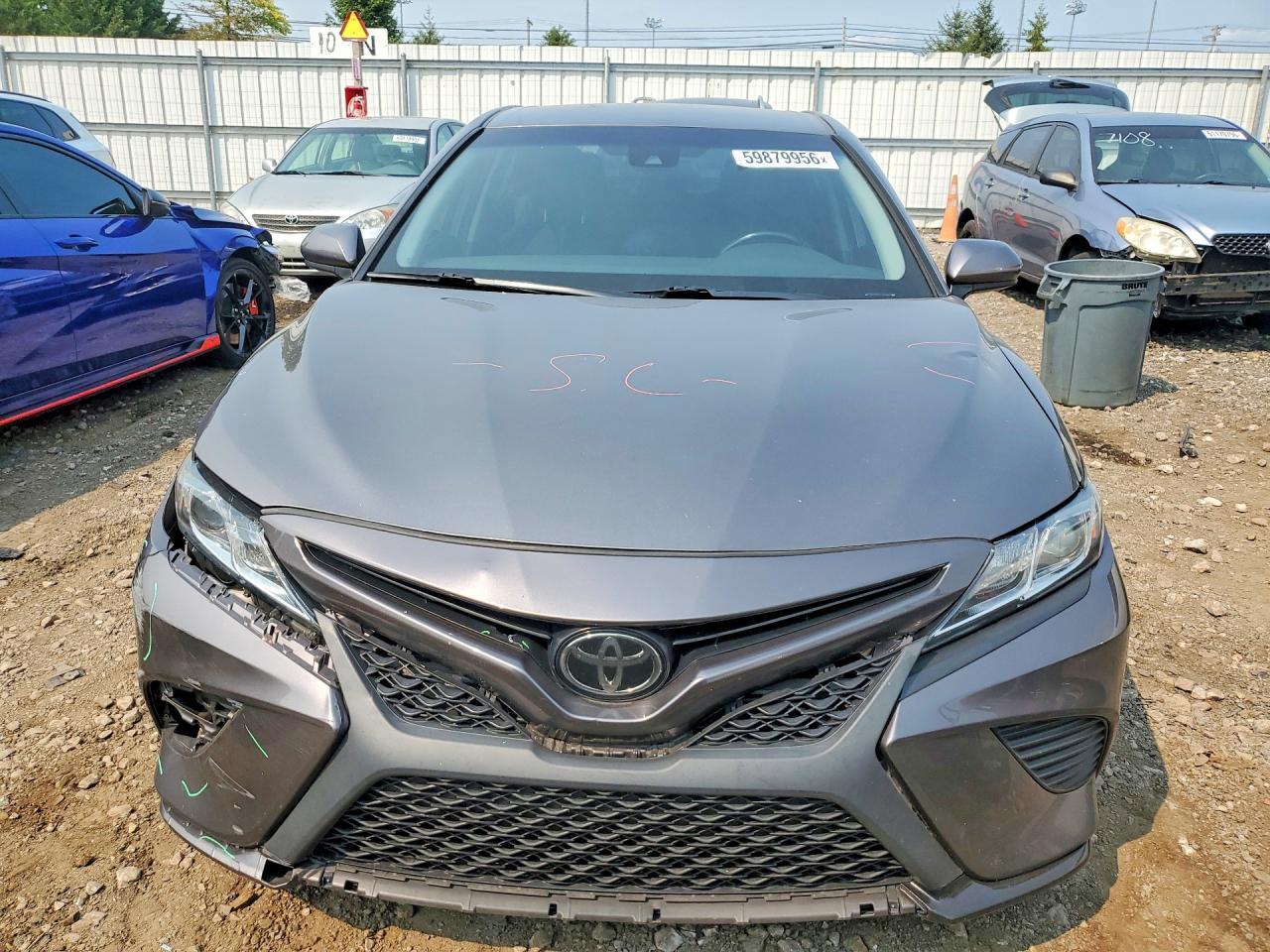 2020 Toyota Camry Se - Image 5