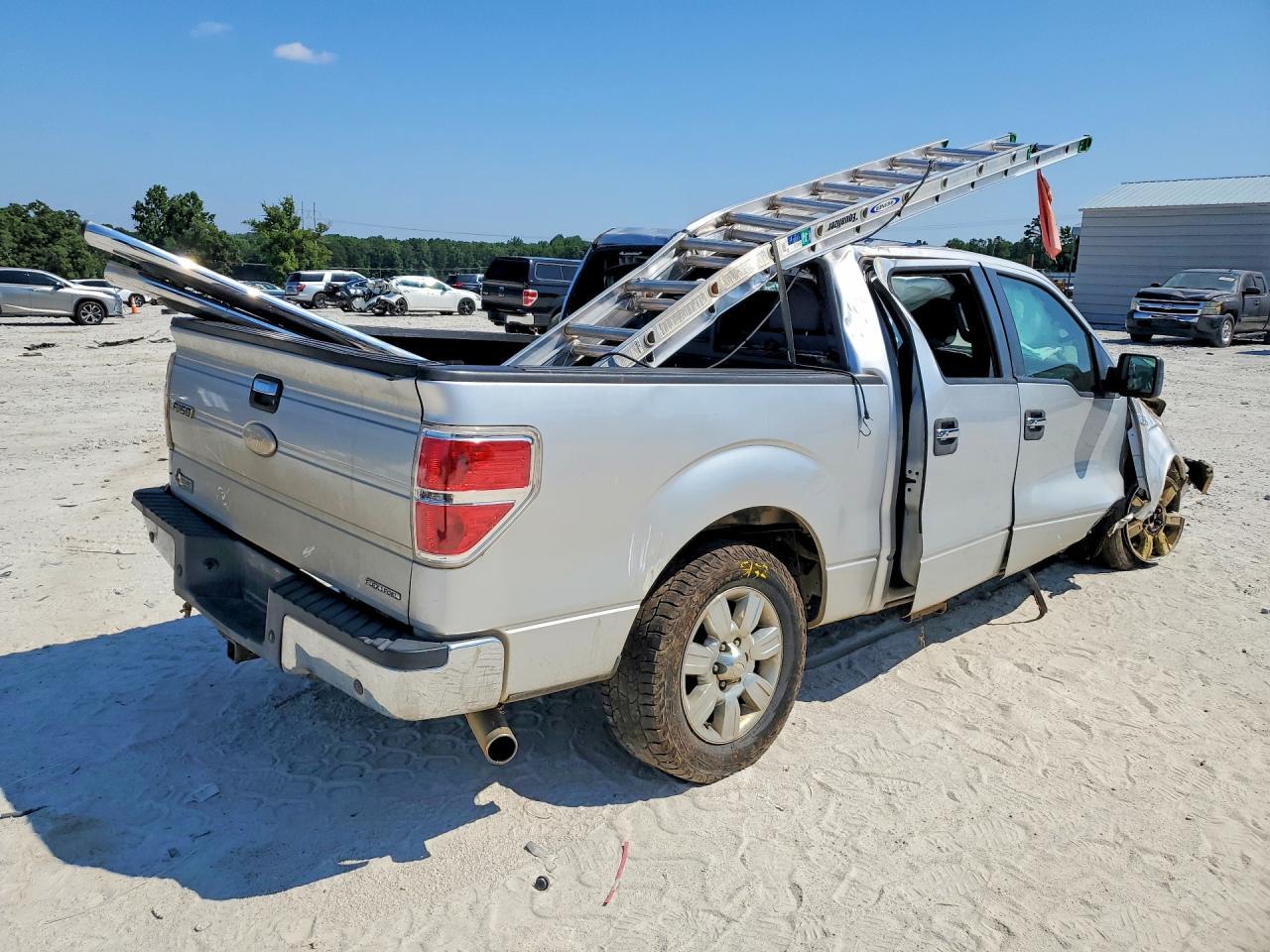 2011 Ford F150 Super - Image 3