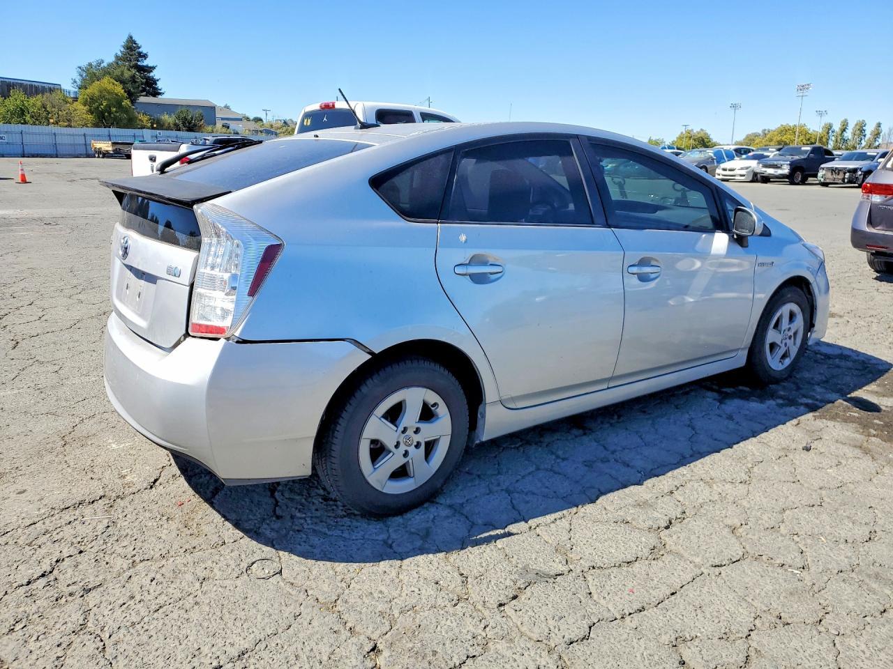 2010 Toyota Prius Ii - Image 3