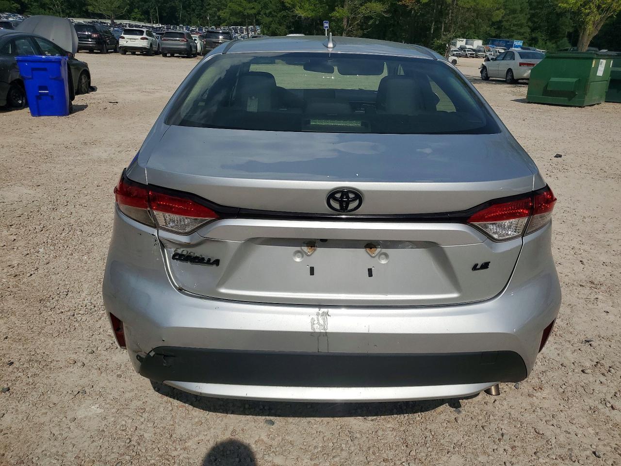 2021 Toyota Corolla Le - Image 6