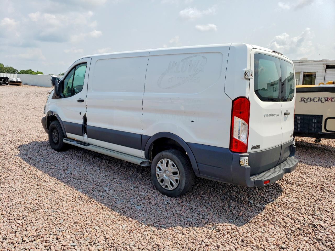 2015 Ford Transit 250 Delivery Van - Фото 2