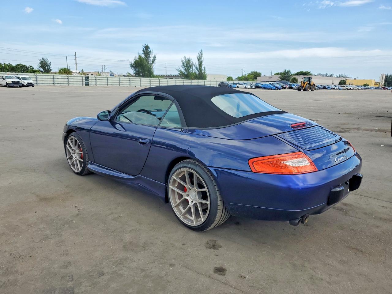 2001 Porsche 911 Carrera 2 - Фото 2