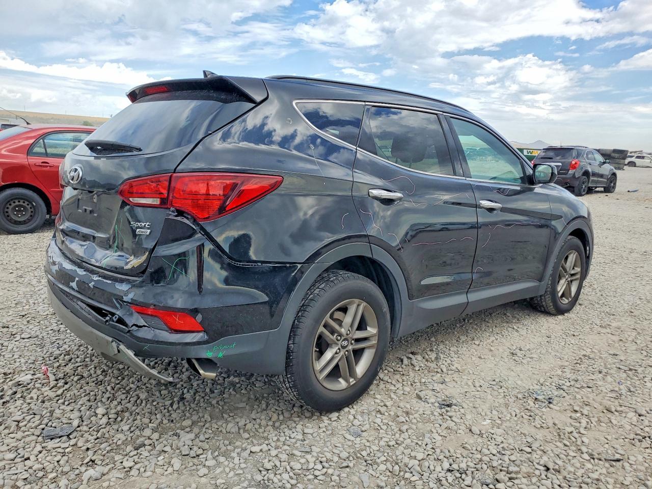 2017 Hyundai Santa Fe Sport 2.4L - Image 3