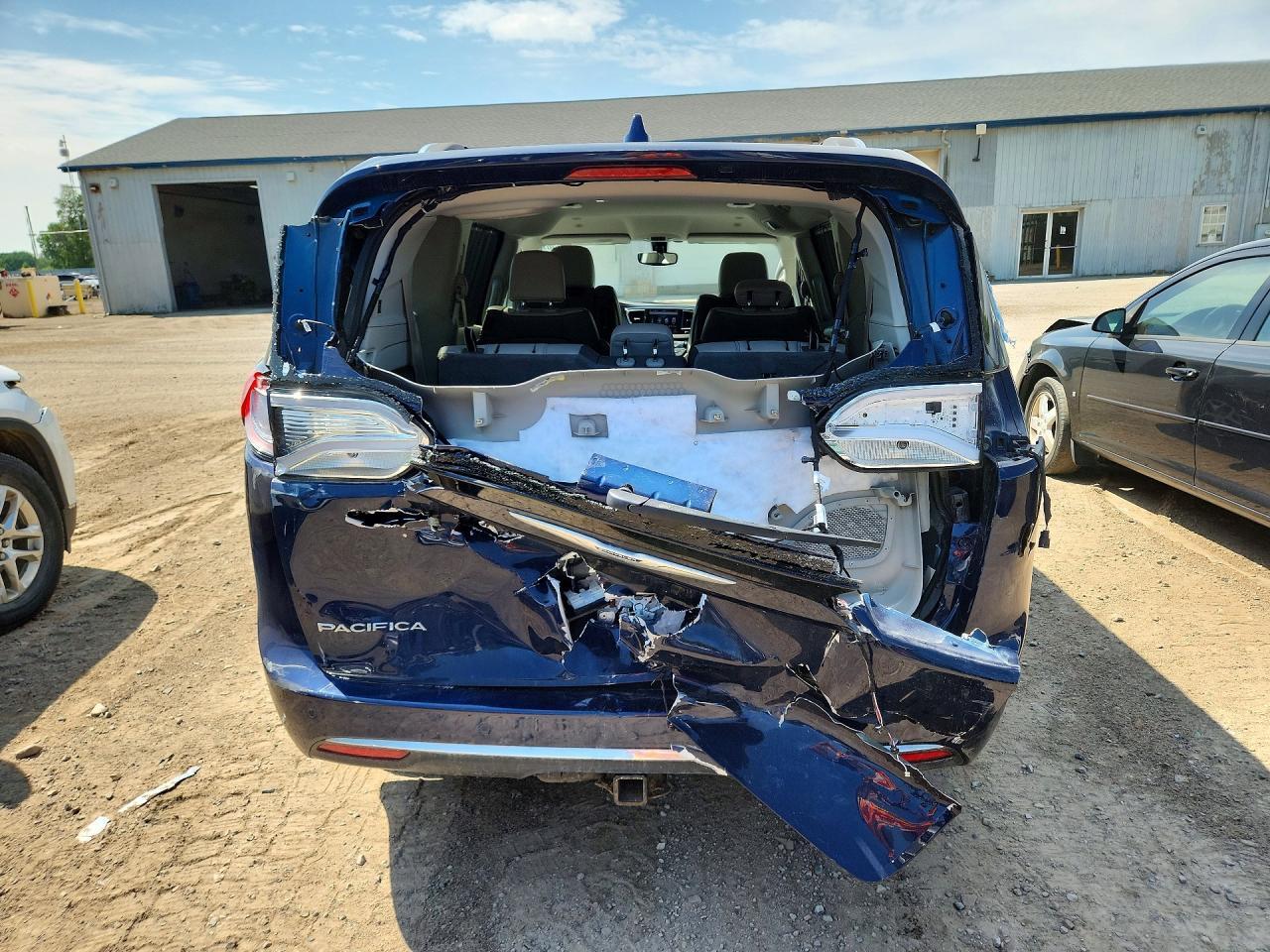 2019 Chrysler Pacifica Touring L Plus - Фото 6