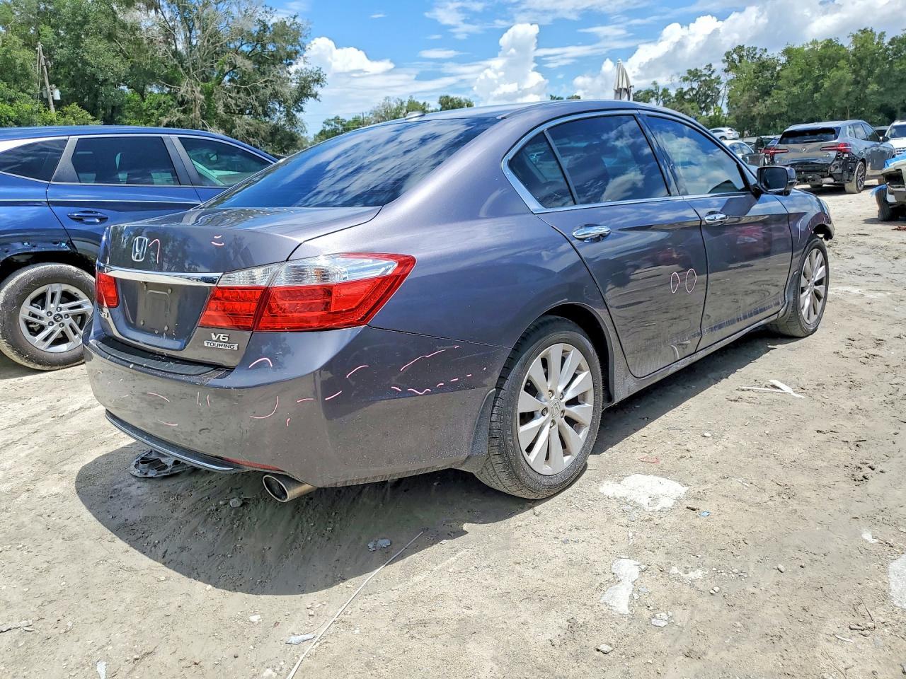 2015 Honda Accord Touring - Фото 3