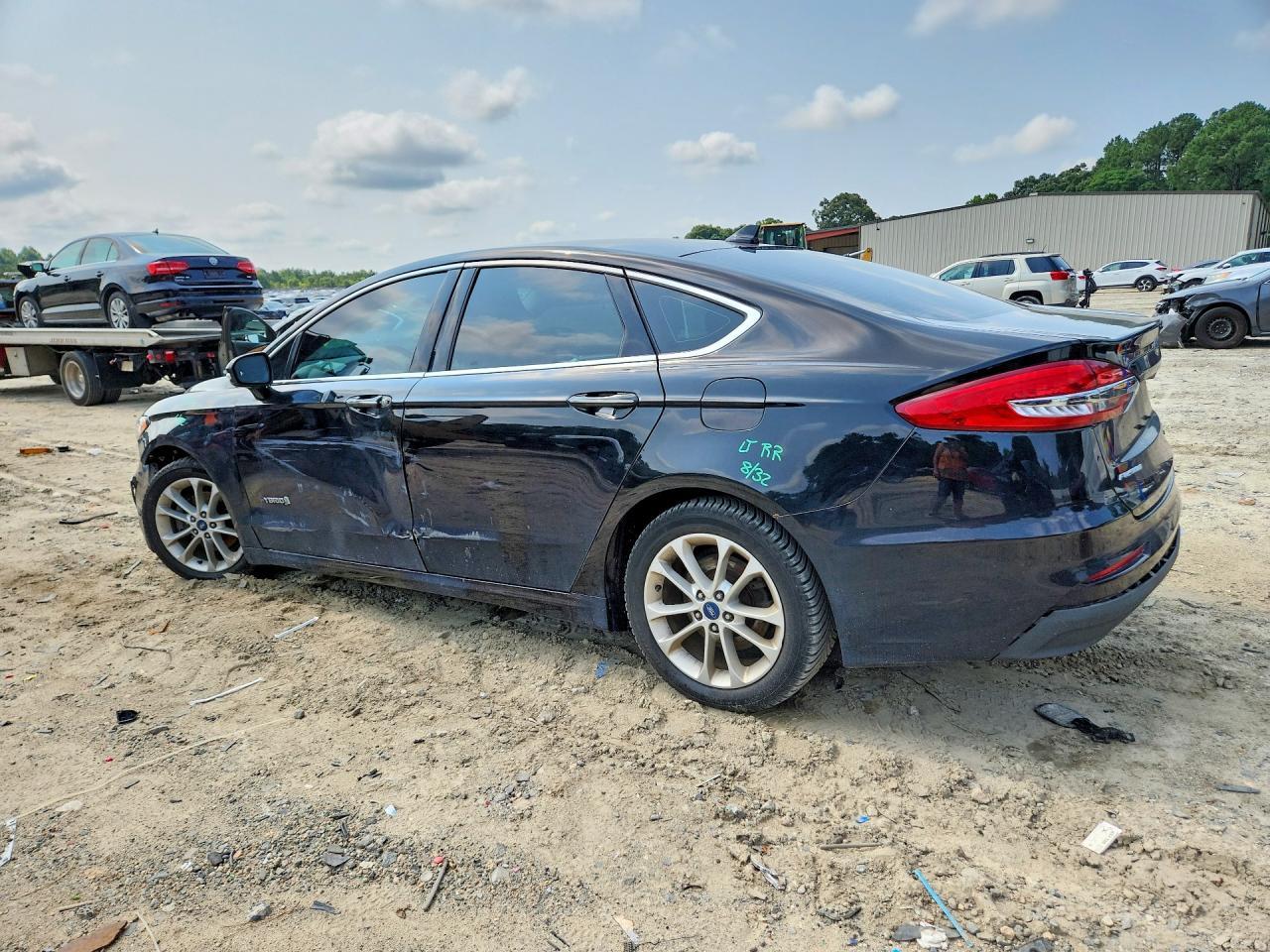 2019 Ford Fusion Sel - Image 2