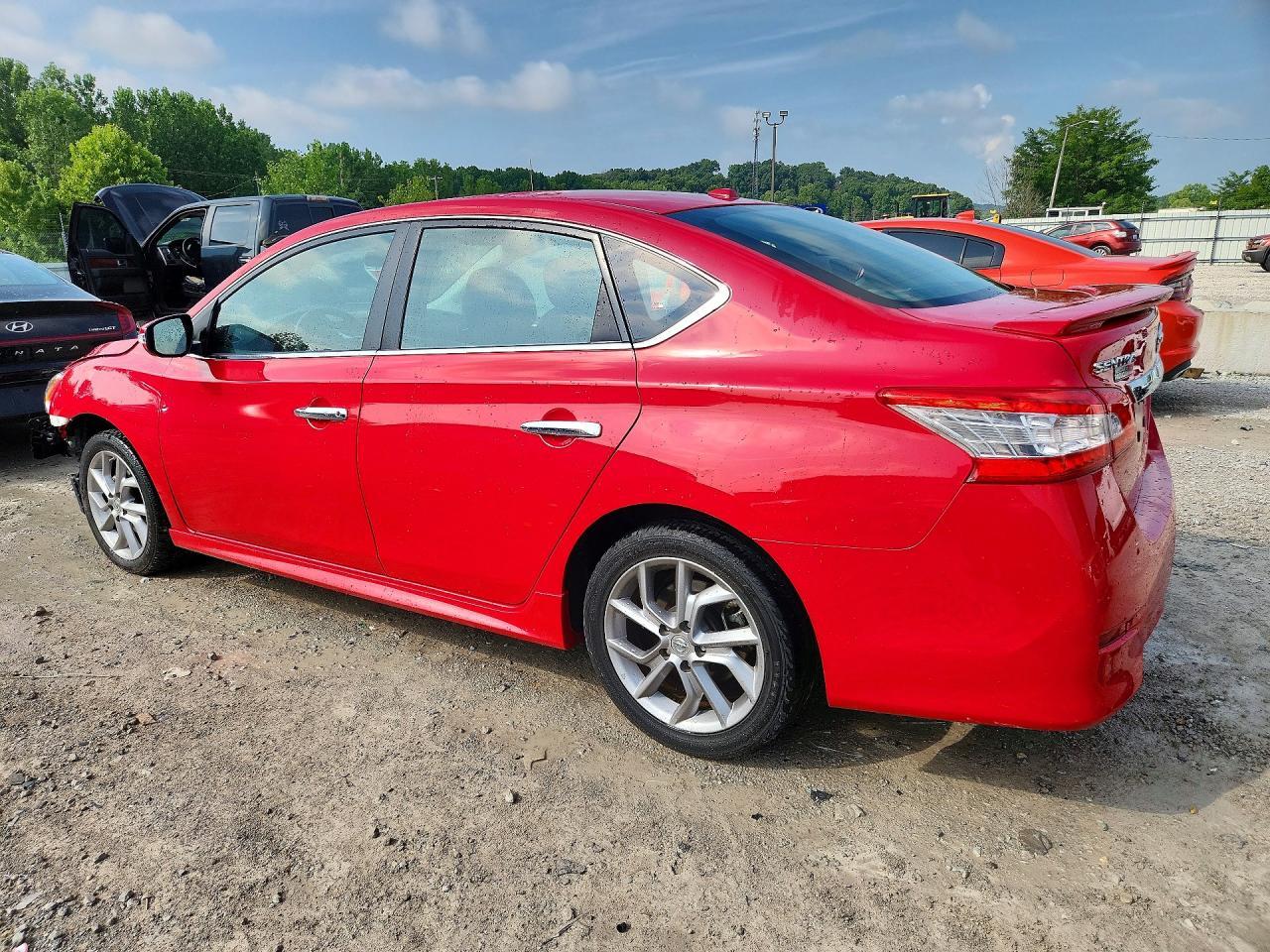 2015 Nissan Sentra Sr - Фото 2