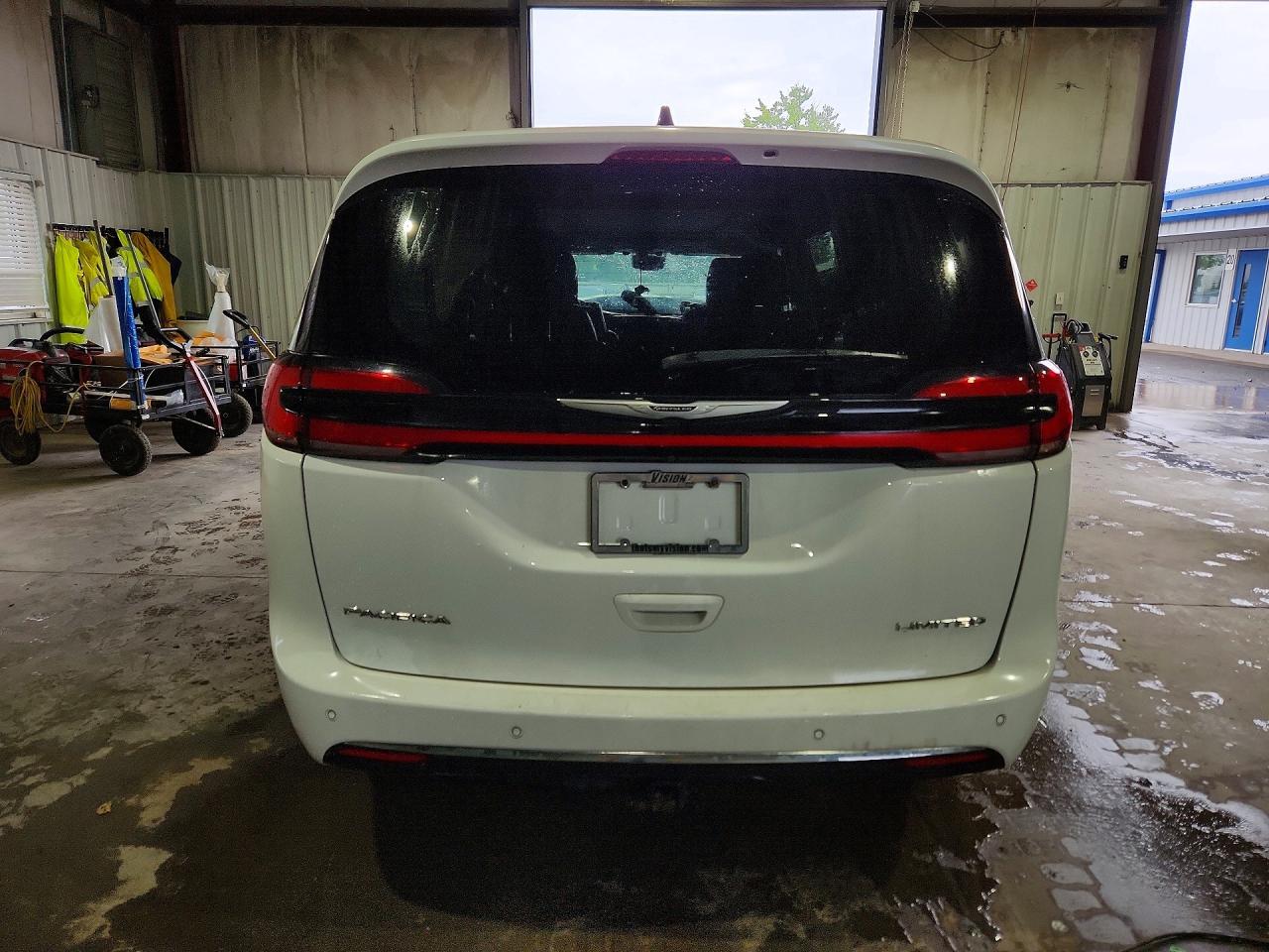 2024 Chrysler Pacifica Limited - Фото 6