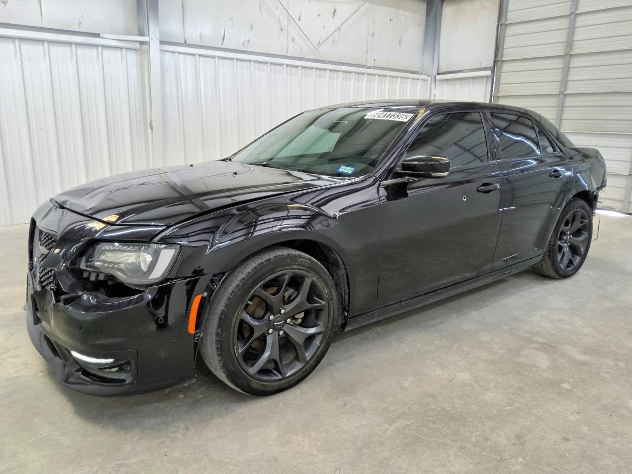 2023 Chrysler 300 Touring L