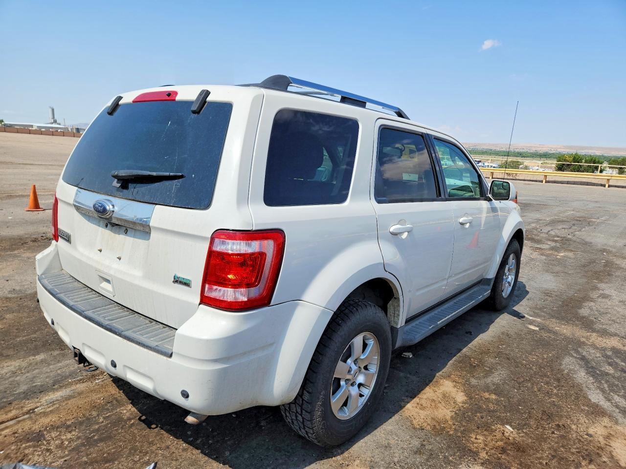 2010 Ford Escape Limited - Фото 3