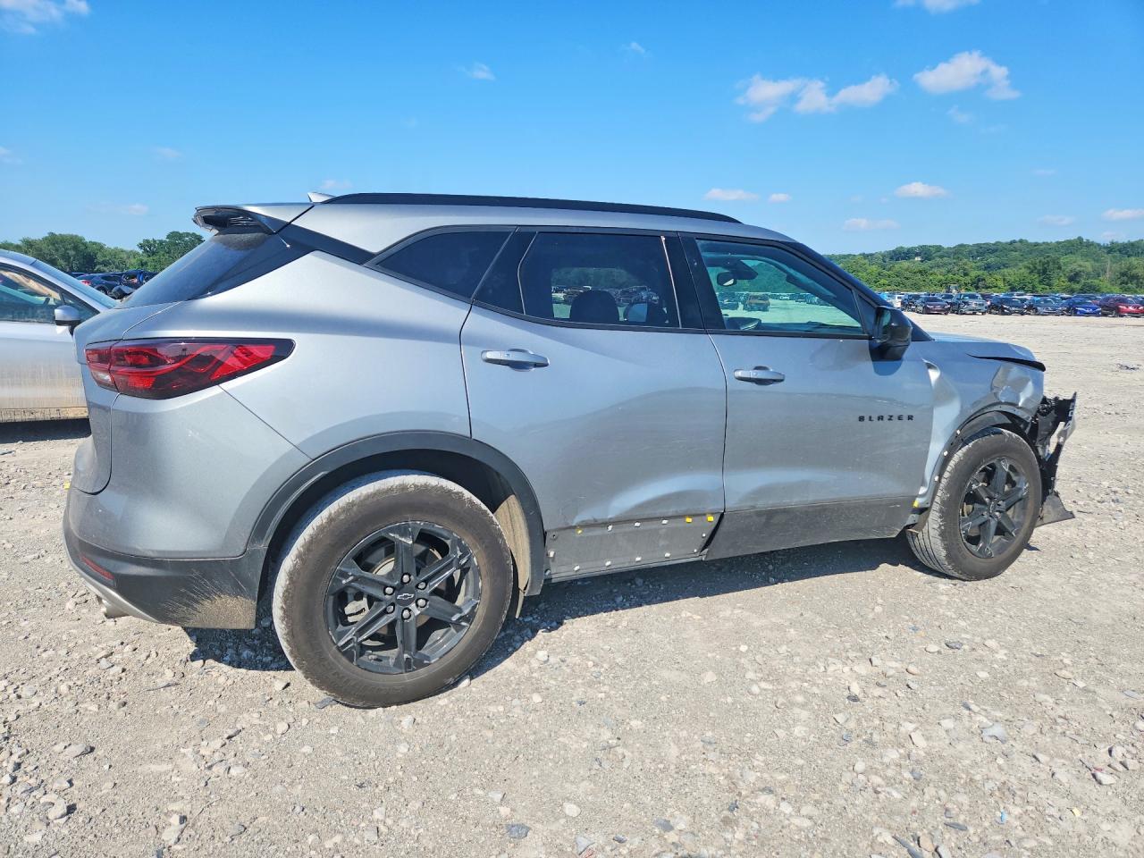 2023 Chevrolet Blazer 2Lt - Фото 3