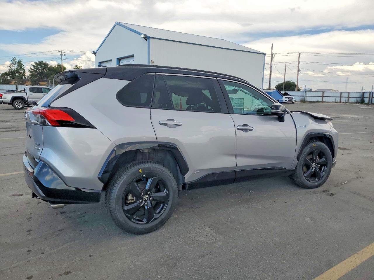 2021 Toyota Rav4 Xse - Image 3