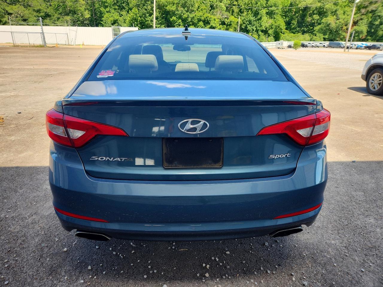 2017 Hyundai Sonata Sport - Image 6