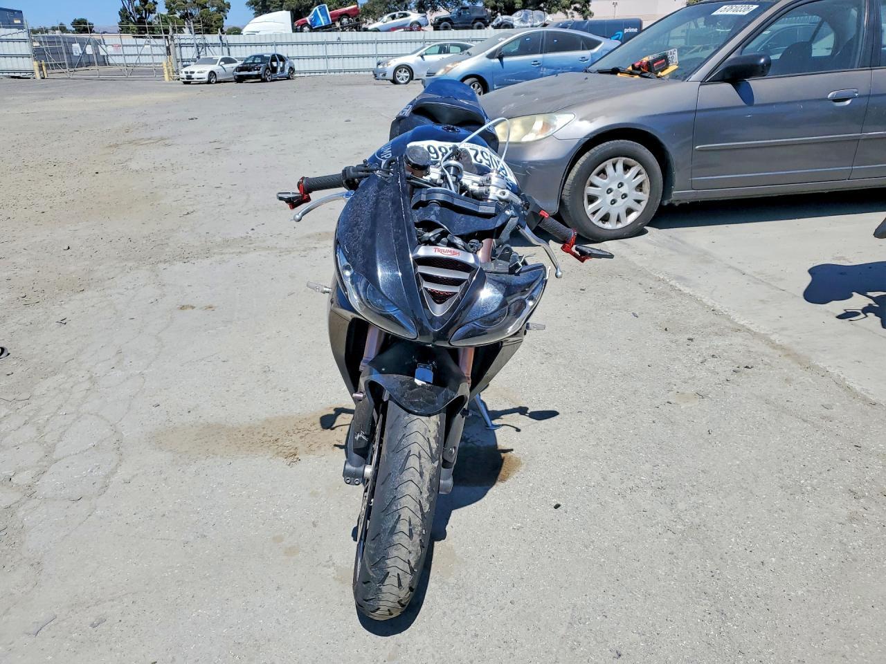 2009 Triumph Motorcycle Daytona 675 - Фото 2