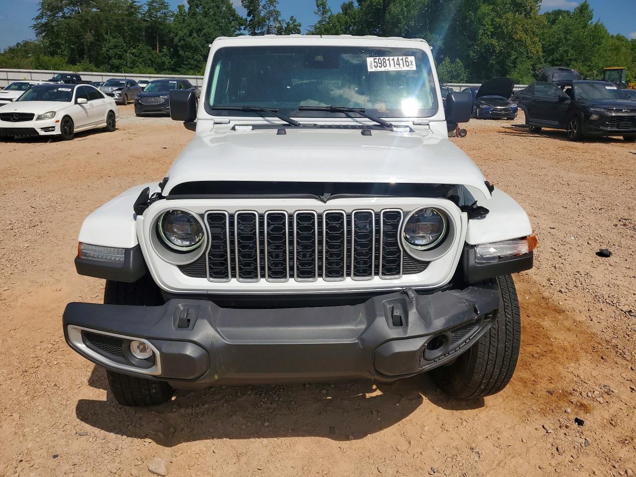 2025 Jeep Wrangler Sahara - Image 5
