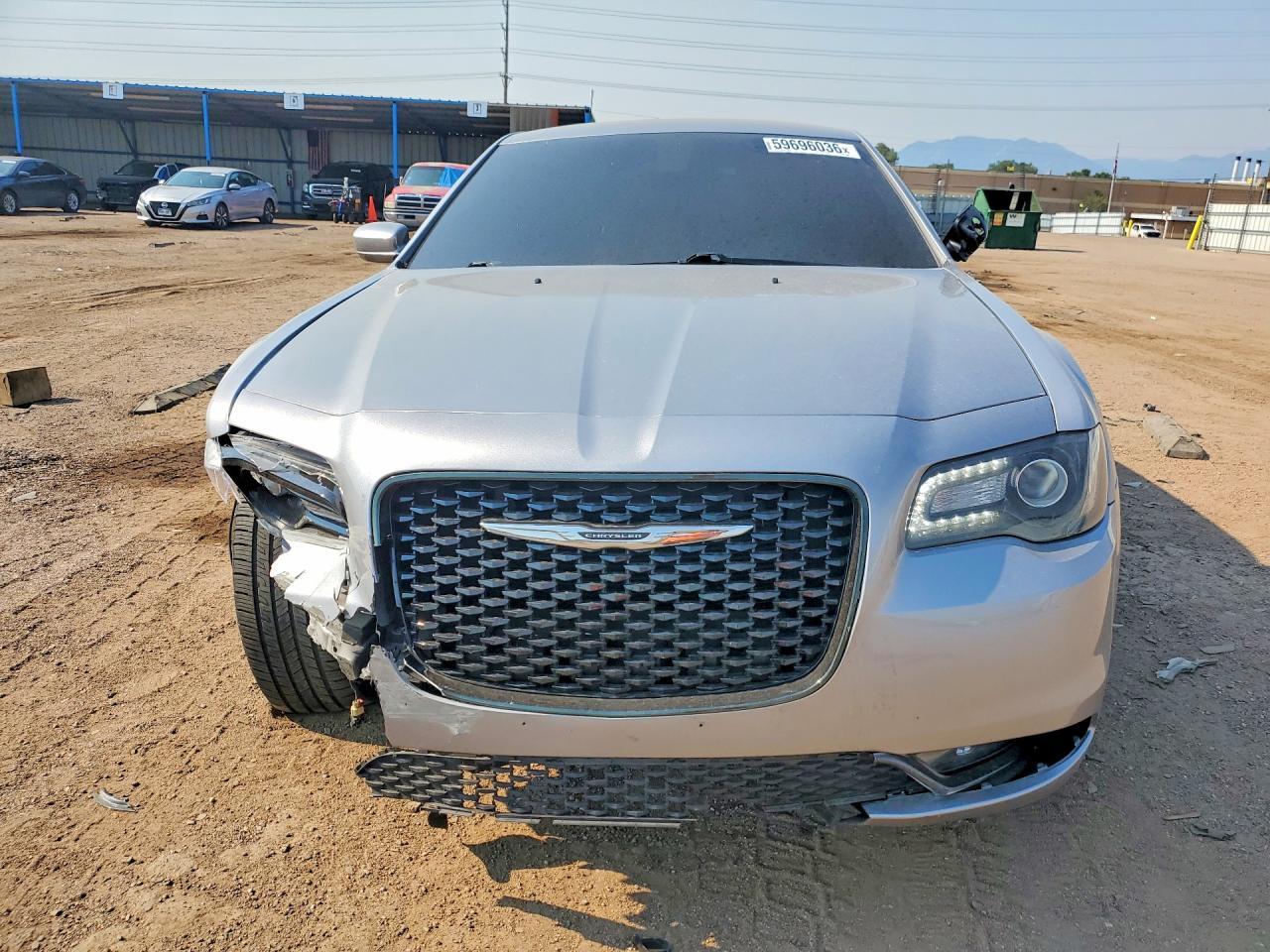 2016 Chrysler 300 S - Фото 5
