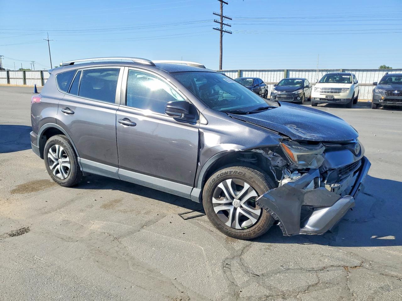 2017 Toyota Rav4 Le - Фото 4