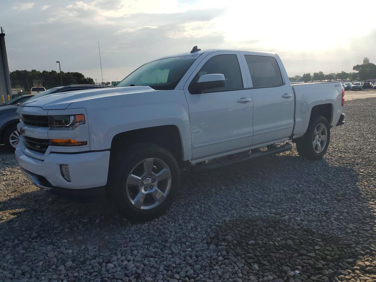 2018 Chevrolet Silverado K1500 Lt