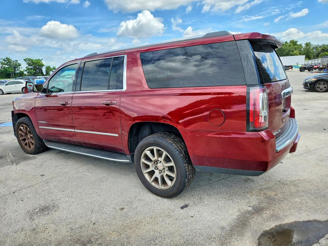 2020 GMC Yukon - Фото 2