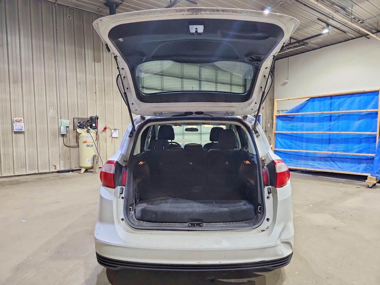 2016 Ford C-Max Se - Фото 6