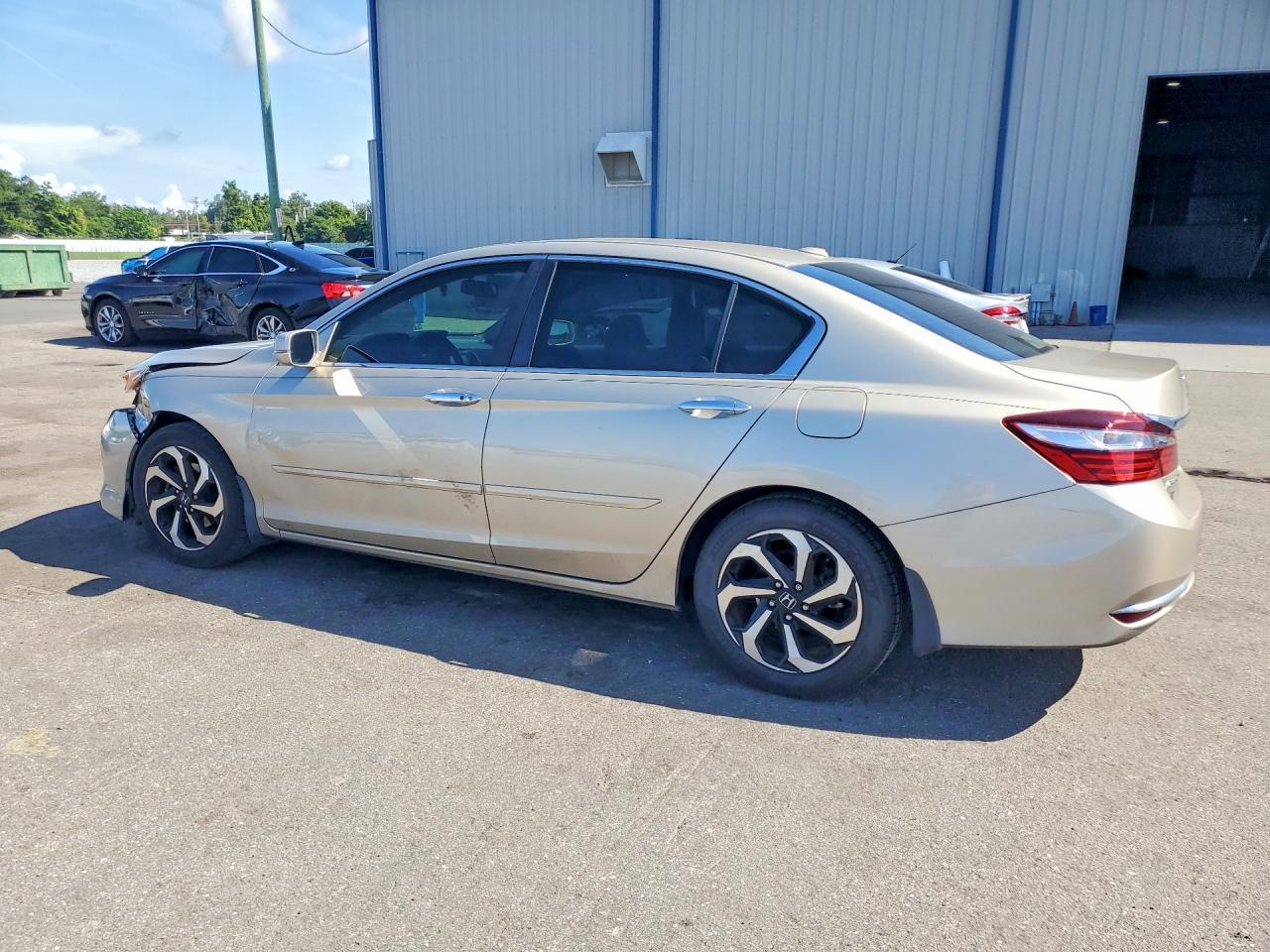 2016 Honda Accord Ex - Фото 2