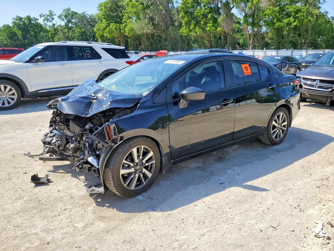 2022 Nissan Versa Sv